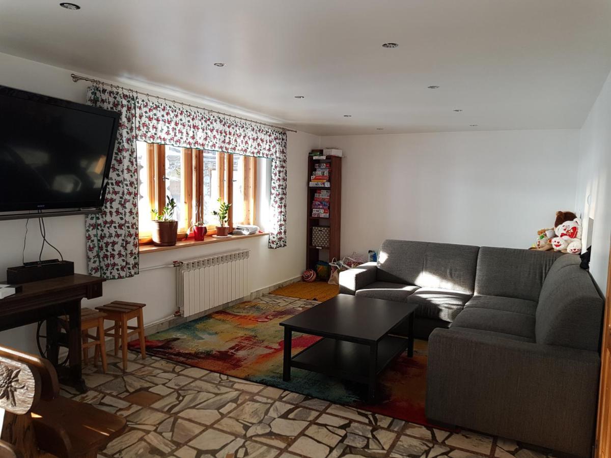Antonowka Villa Trybsz Екстериор снимка